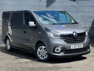 Used RENAULT TRAFIC in Surrey for sale