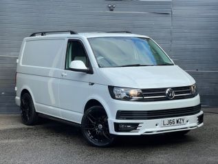 Used VOLKSWAGEN TRANSPORTER in Surrey for sale